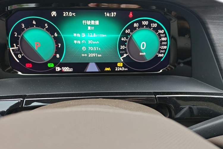 Used Volkswagen Viloran 2024 380TSI Premium Edition Odometer Close Up