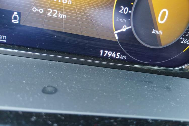Used Volkswagen Viloran 2024 380TSI Premium Edition Odometer Close Up