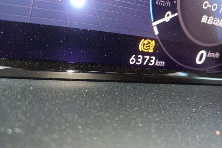 Used Volkswagen Viloran 2024 380TSI Premium Edition Odometer Close Up