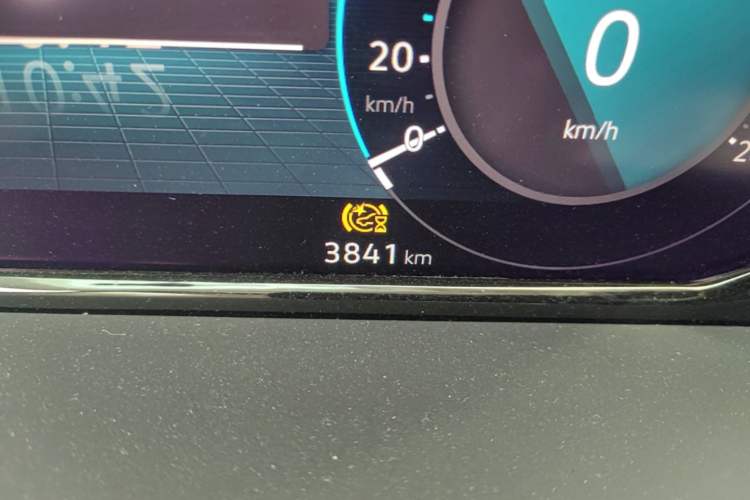 Used Volkswagen Viloran 2024 380TSI Premium Edition Odometer Close Up