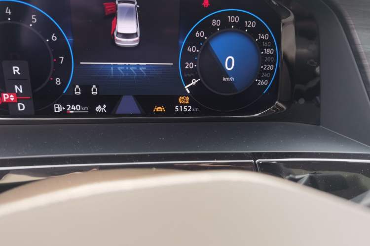 Used Volkswagen Viloran 2024 380TSI Flagship Edition Odometer Close Up