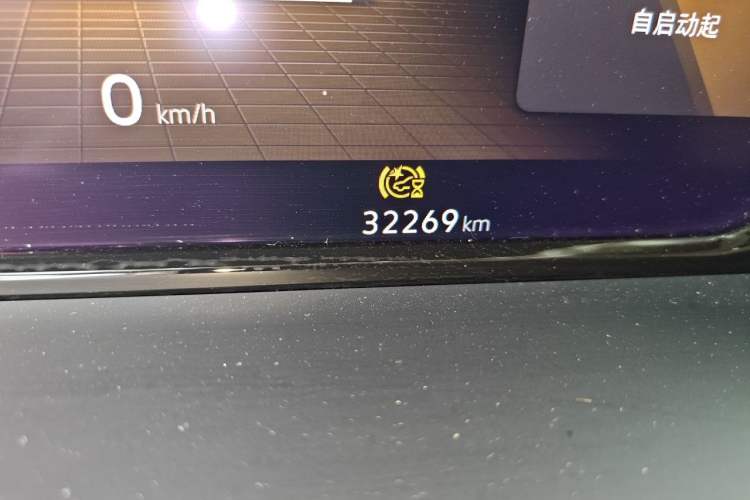 Used Volkswagen Viloran 2024 380TSI Luxury Edition Odometer Close Up