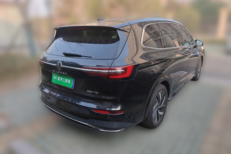 Used Volkswagen Viloran 2024 380TSI Luxury Edition Rear Right 45 Deg