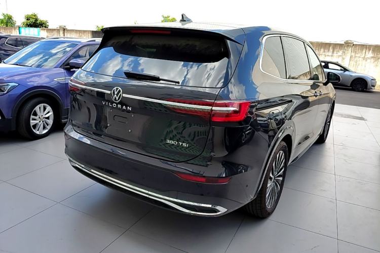 Used Volkswagen Viloran 2024 380TSI Premium Edition Rear Right 45 Deg