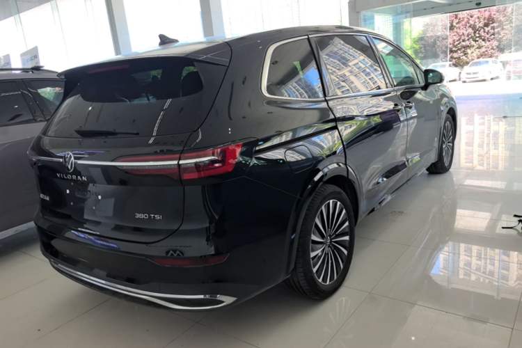 Used Volkswagen Viloran 2024 380TSI Premium Edition Rear Right 45 Deg