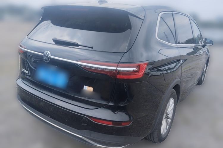 Used Volkswagen Viloran 2024 330TSI Business Edition Rear Right 45 Deg