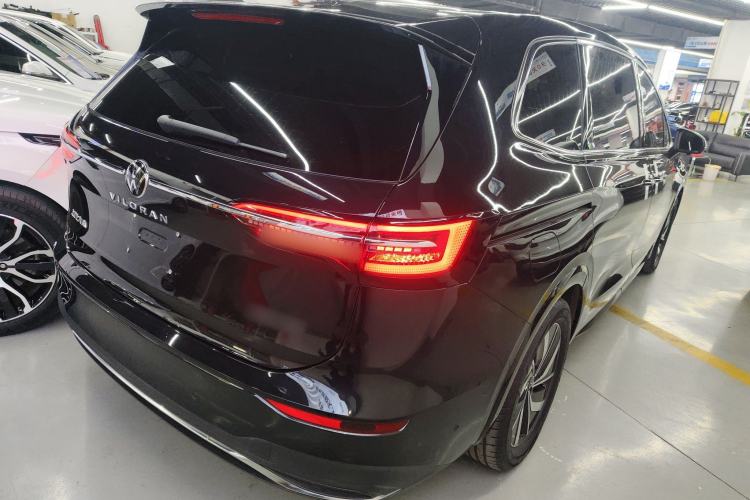 Used Volkswagen Viloran 2024 380TSI Luxury Edition Rear Right 45 Deg