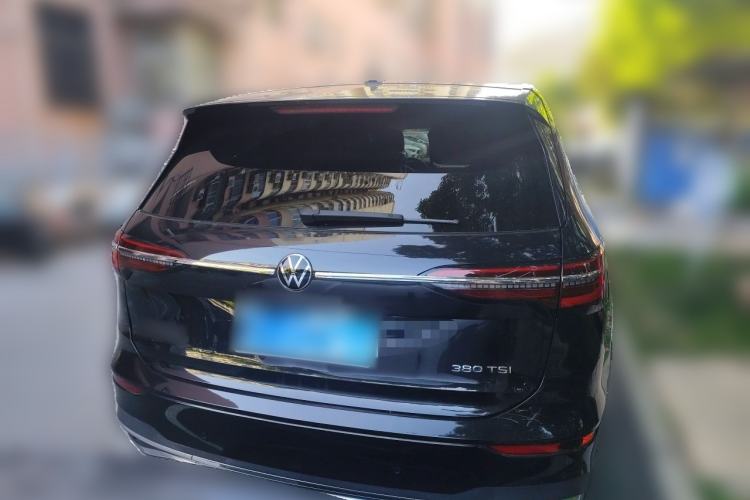 Used Volkswagen Viloran 2024 380TSI Premium Edition Rear
