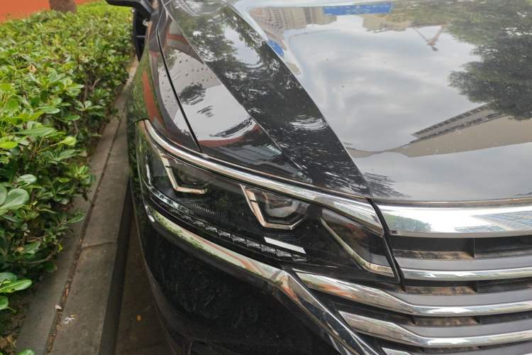 Used Volkswagen Viloran 2024 380TSI Luxury Edition Right Front Headlight