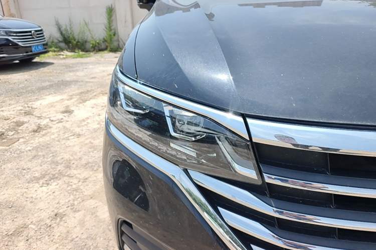 Used Volkswagen Viloran 2024 330TSI Business Edition Right Front Headlight
