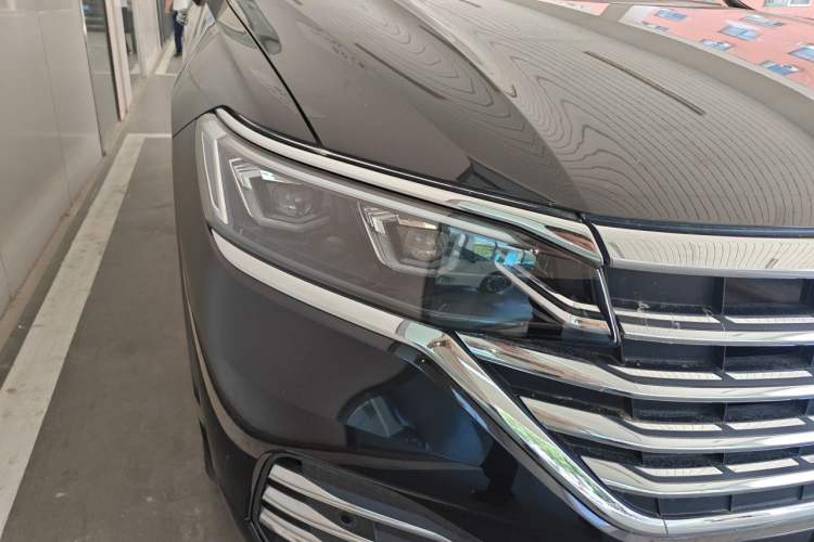 Used Volkswagen Viloran 2024 380TSI Premium Edition Right Front Headlight
