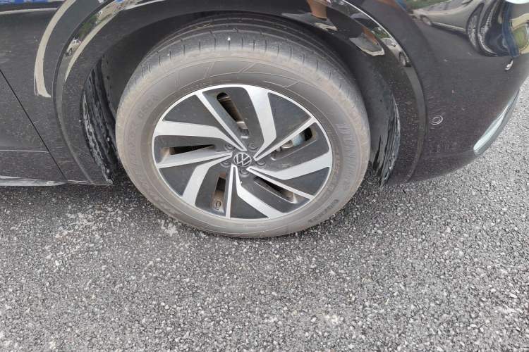 Used Volkswagen Viloran 2024 380TSI Luxury Edition Right Front Wheel Hub