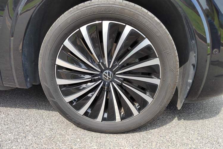 Used Volkswagen Viloran 2024 380TSI Flagship Edition Right Front Wheel Hub