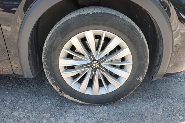 Used Volkswagen Viloran 2024 330TSI Business Edition Right Front Wheel Hub
