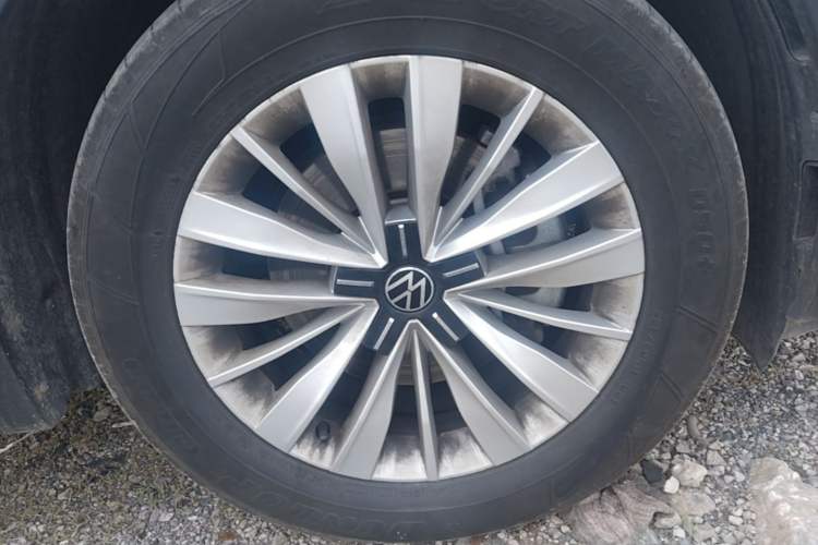 Used Volkswagen Viloran 2024 330TSI Business Edition Right Front Wheel Hub