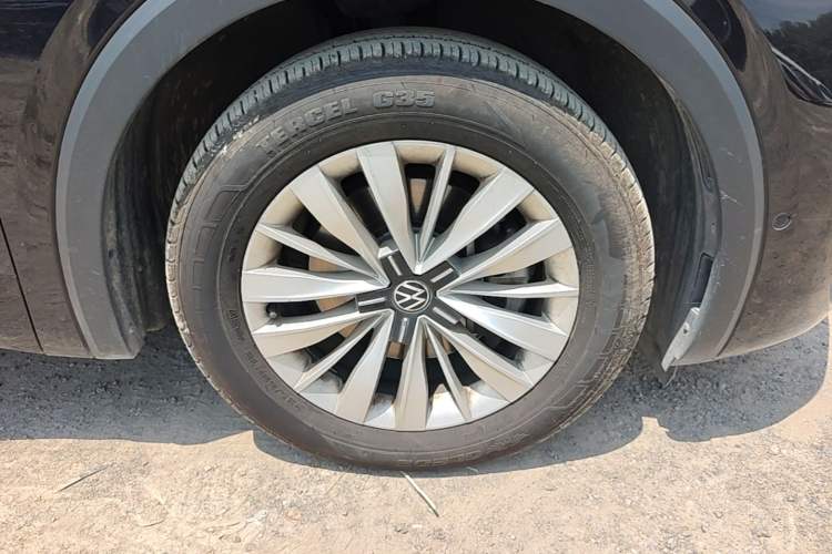 Used Volkswagen Viloran 2024 330TSI Business Edition Right Front Wheel Hub