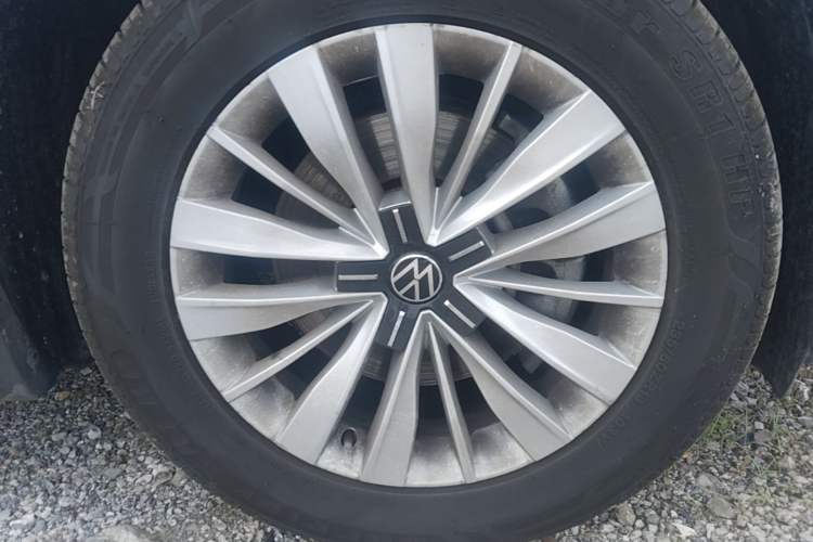 Used Volkswagen Viloran 2024 330TSI Business Edition Right Front Wheel Hub