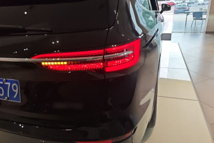 Used Volkswagen Viloran 2024 380TSI Premium Edition Right Rear Taillight