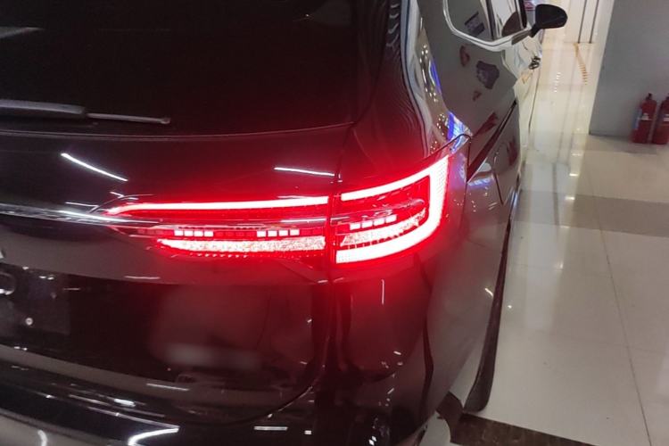 Used Volkswagen Viloran 2024 380TSI Premium Edition Right Rear Taillight