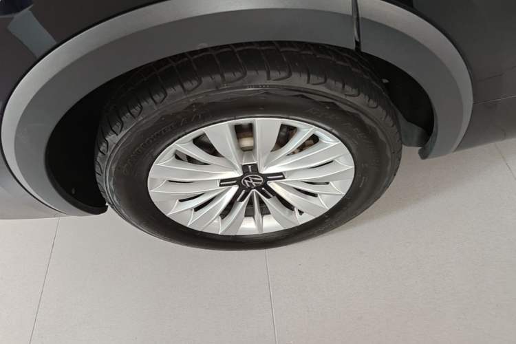 Used Volkswagen Viloran 2024 330TSI Business Edition Right Rear Wheel Hub