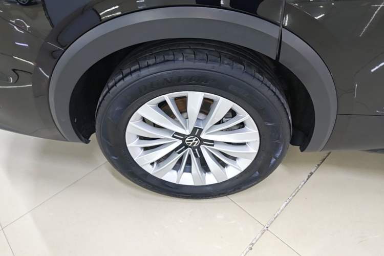 Used Volkswagen Viloran 2024 330TSI Business Edition Right Rear Wheel Hub