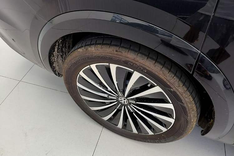Used Volkswagen Viloran 2024 380TSI Premium Edition Right Rear Wheel Hub