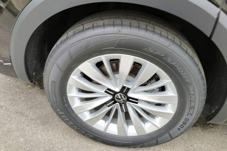 Used Volkswagen Viloran 2024 330TSI Business Edition Right Rear Wheel Hub