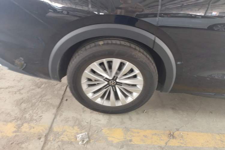 Used Volkswagen Viloran 2024 330TSI Business Edition Right Rear Wheel Hub