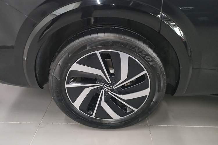 Used Volkswagen Viloran 2024 380TSI Luxury Edition Right Rear Wheel Hub