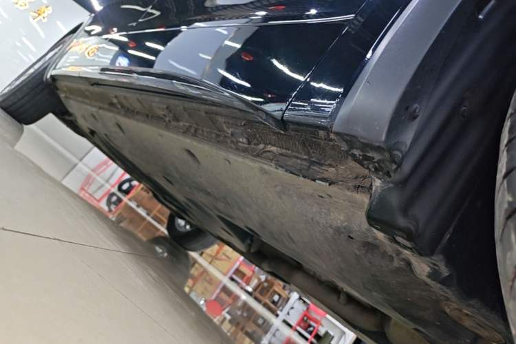 Used Volkswagen Viloran 2024 330TSI Business Edition Right Side Sill