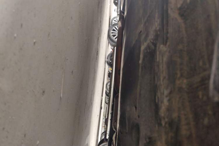 Used Volkswagen Viloran 2024 330TSI Business Edition Right Side Sill