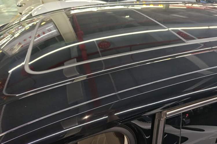 Used Volkswagen Viloran 2024 380TSI Premium Edition Roof