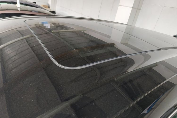 Used Volkswagen Viloran 2024 380TSI Premium Edition Roof