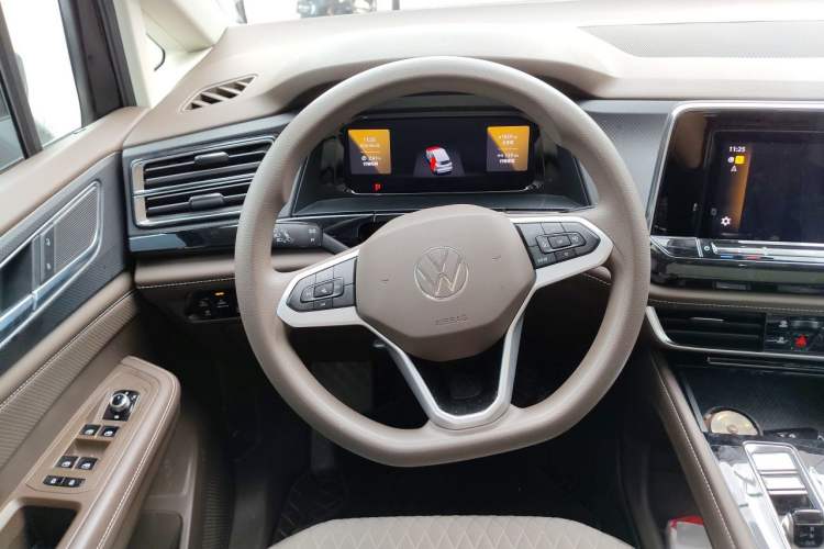 Used Volkswagen Viloran 2024 330TSI Business Edition Steering Wheel