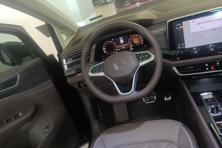 Used Volkswagen Viloran 2024 380TSI Premium Edition Steering Wheel