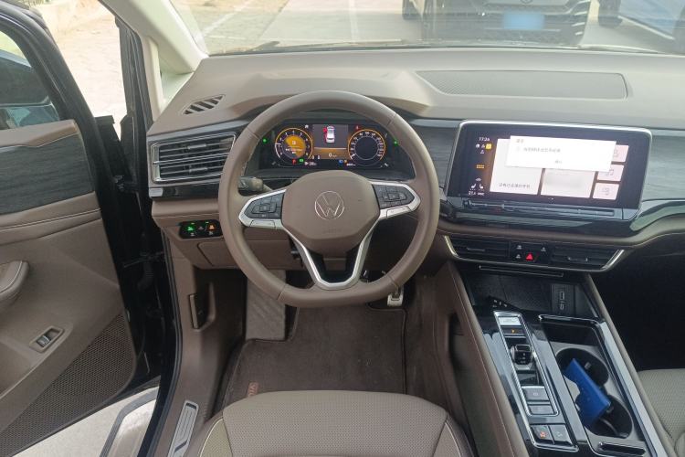 Used Volkswagen Viloran 2024 380TSI Premium Edition Steering Wheel