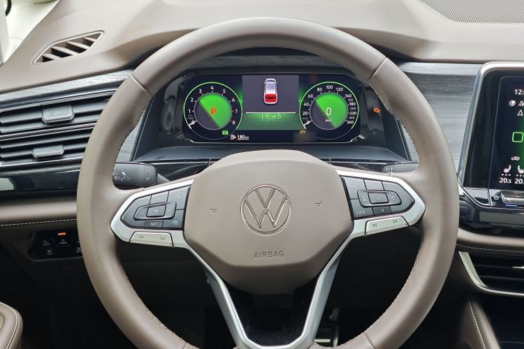 Used Volkswagen Viloran 2024 380TSI Premium Edition Steering Wheel