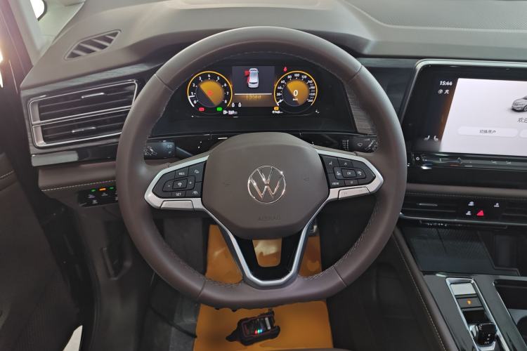 Used Volkswagen Viloran 2024 380TSI Premium Edition Steering Wheel