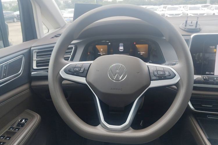 Used Volkswagen Viloran 2024 330TSI Business Edition Steering Wheel
