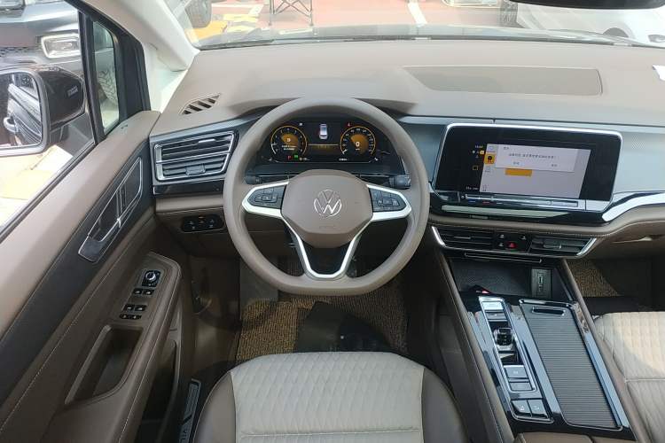 Used Volkswagen Viloran 2024 330TSI Business Edition Steering Wheel