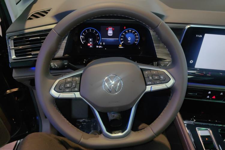 Used Volkswagen Viloran 2024 380TSI Premium Edition Steering Wheel