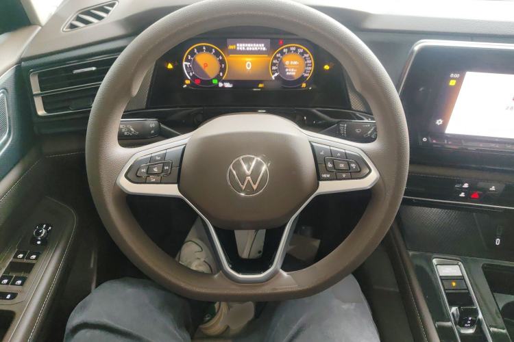 Used Volkswagen Viloran 2024 330TSI Business Edition Steering Wheel