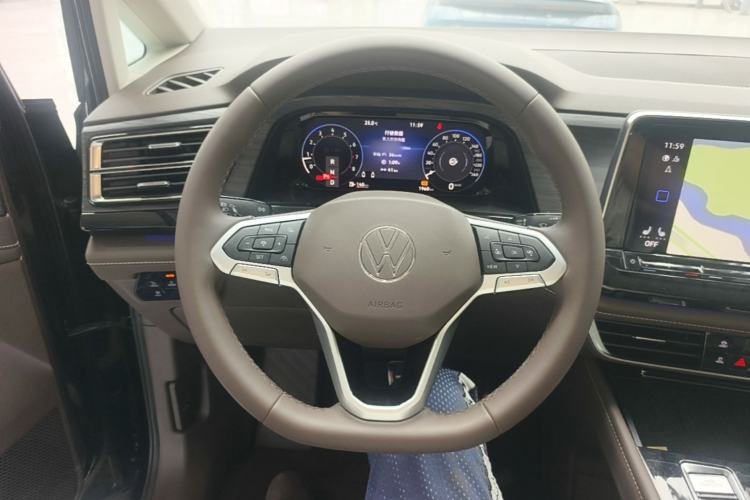 Used Volkswagen Viloran 2024 380TSI Premium Edition Steering Wheel