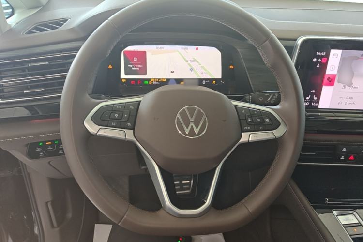 Used Volkswagen Viloran 2024 380TSI Premium Edition Steering Wheel