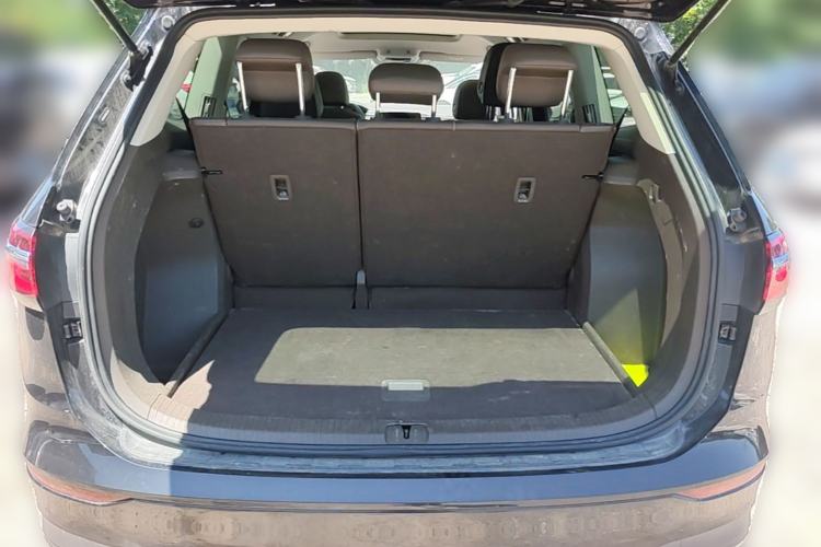 Used Volkswagen Viloran 2024 330TSI Business Edition Trunk