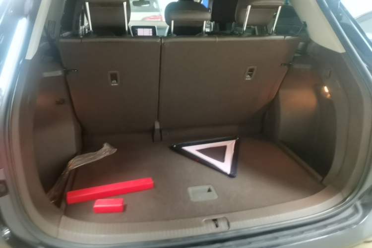 Used Volkswagen Viloran 2024 330TSI Business Edition Trunk