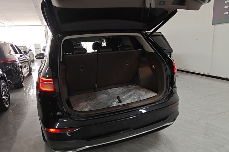 Used Volkswagen Viloran 2024 380TSI Luxury Edition Trunk