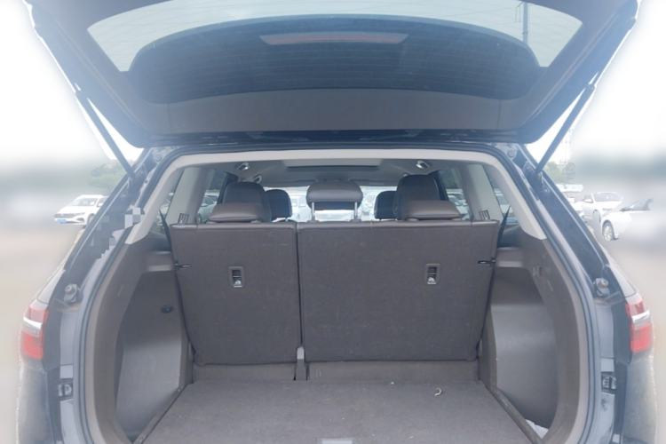 Used Volkswagen Viloran 2024 330TSI Business Edition Trunk