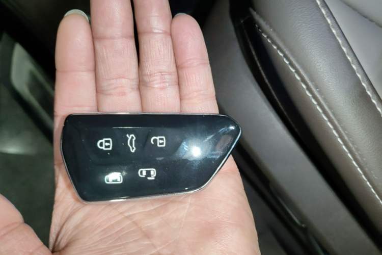 Used Volkswagen Viloran 2024 380TSI Luxury Edition Vehicle Key
