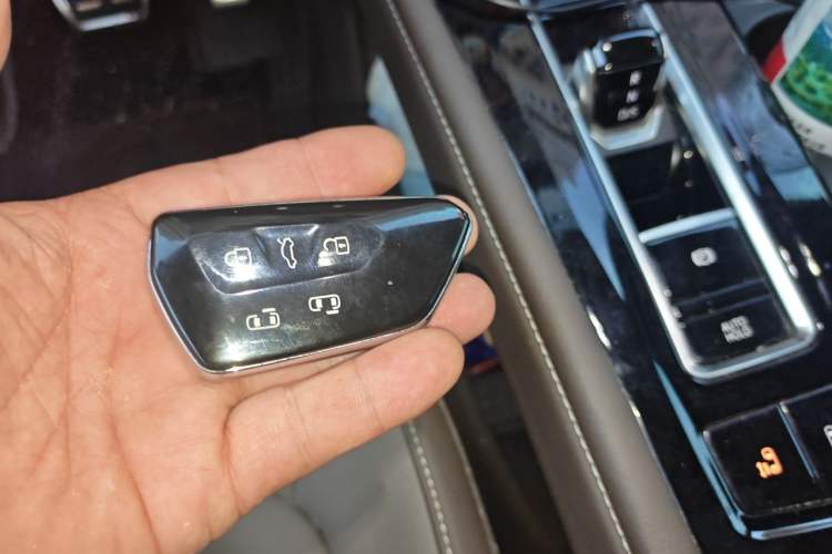 Used Volkswagen Viloran 2024 380TSI Luxury Edition Vehicle Key